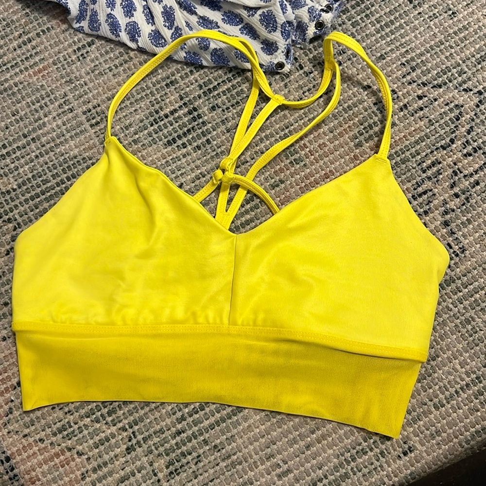 Alo sports bra